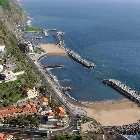 Calheta Star By Ourmadeira *